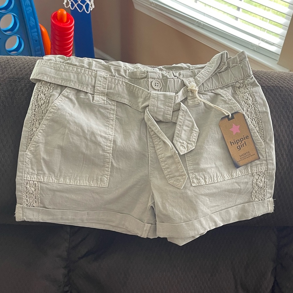 Hippie Girl khaki shorts